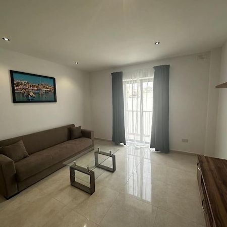 Апартаменты Duplex Penthouse In Gzira Sleeps 6 Экстерьер фото