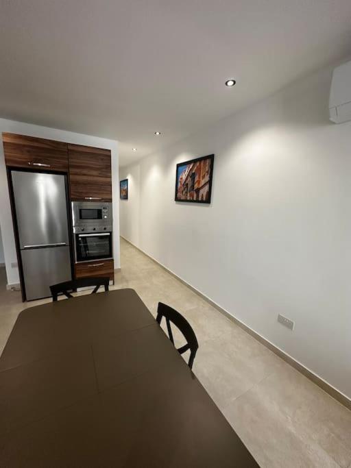 Апартаменты Duplex Penthouse In Gzira Sleeps 6 Экстерьер фото